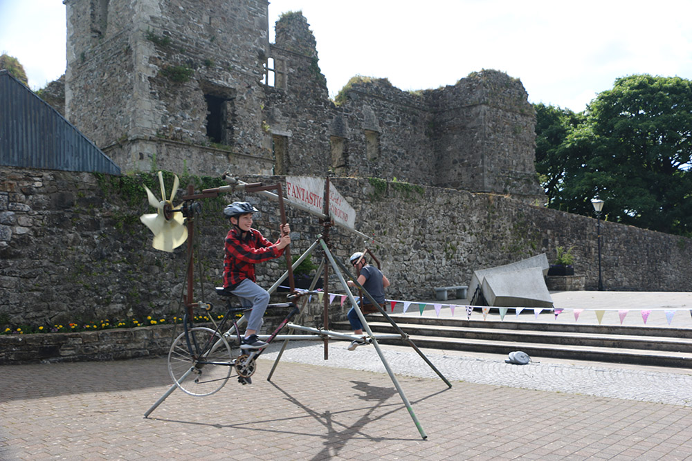 scary go round-sam copy